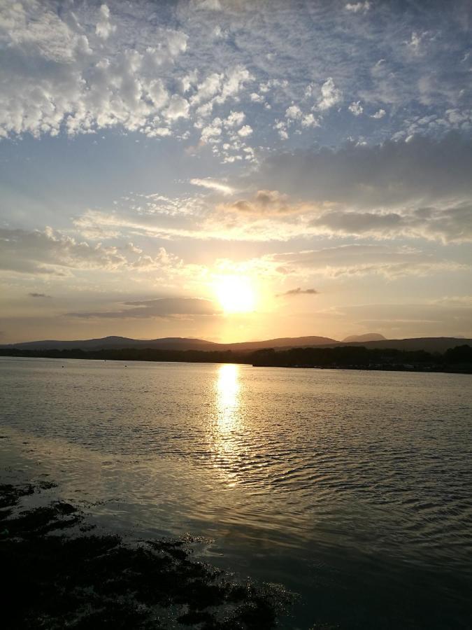 Watersedge Seaviews Hotel Kenmare Exterior photo