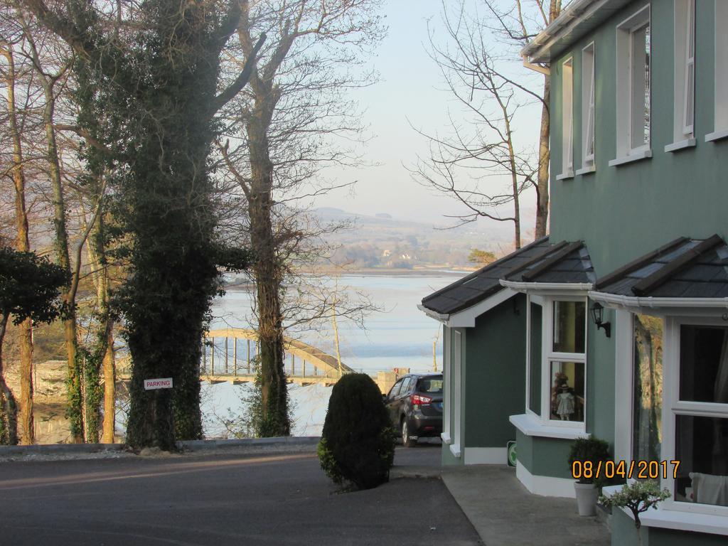 Watersedge Seaviews Hotel Kenmare Exterior photo