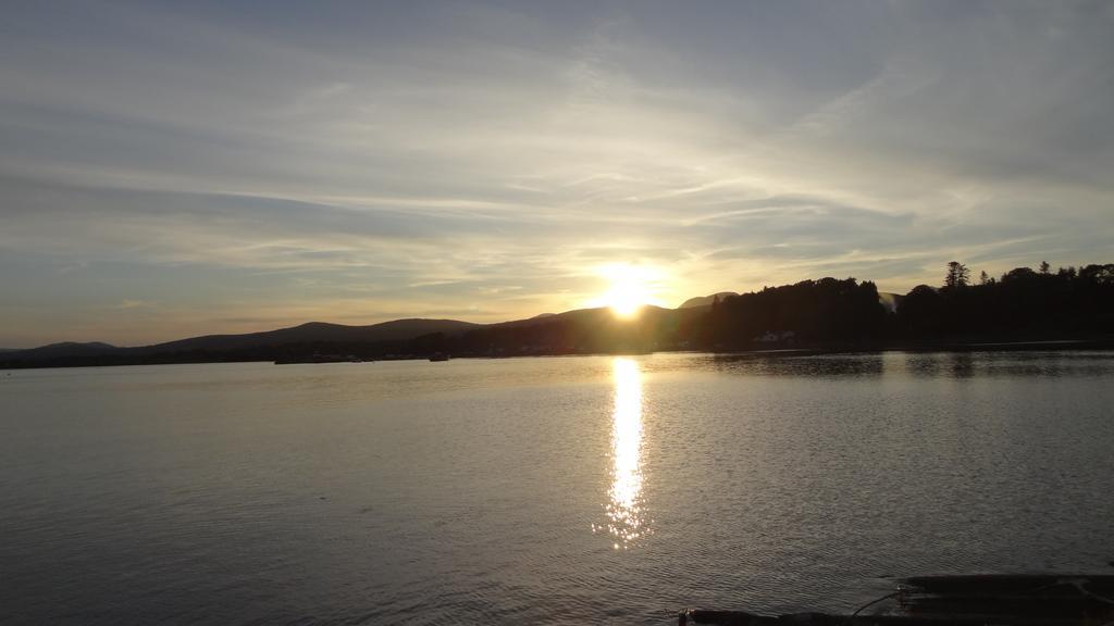 Watersedge Seaviews Hotel Kenmare Exterior photo